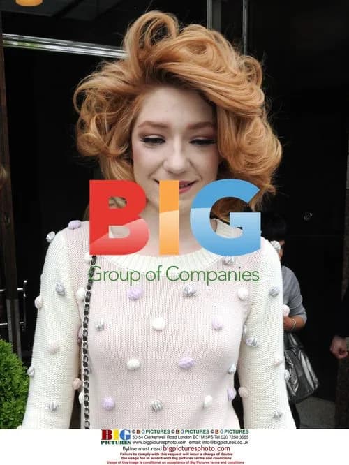 Nicola Roberts leaves hotel, shops in Dublin
