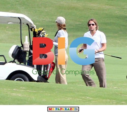 Nicole Kidman and Keith Urban Playing Golf in Maui