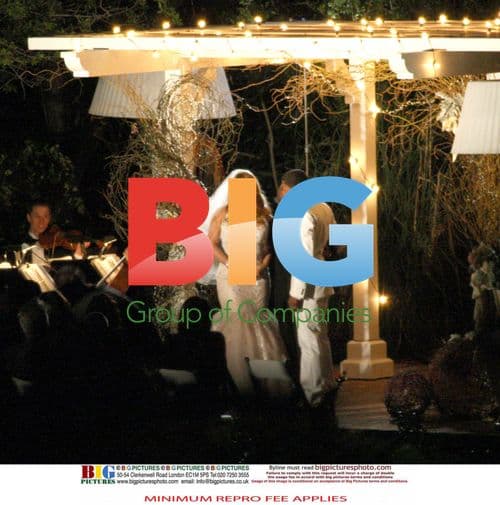 Mariah Carey and Nick Cannon Renew Wedding Vows