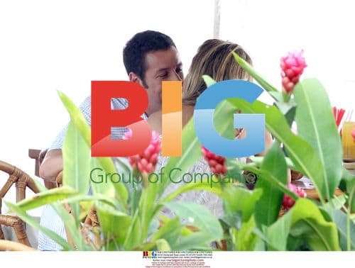 Jennifer Aniston and Adam Sandler on Set of "Just Go With It"