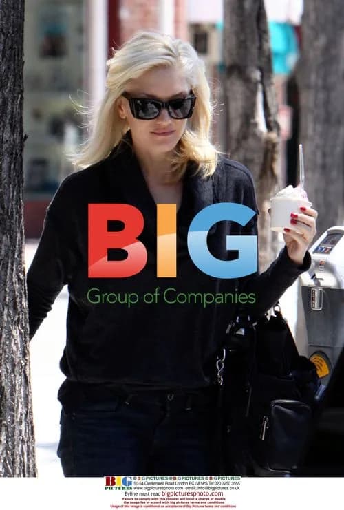 Gwen Stefani and son Kingston out shopping