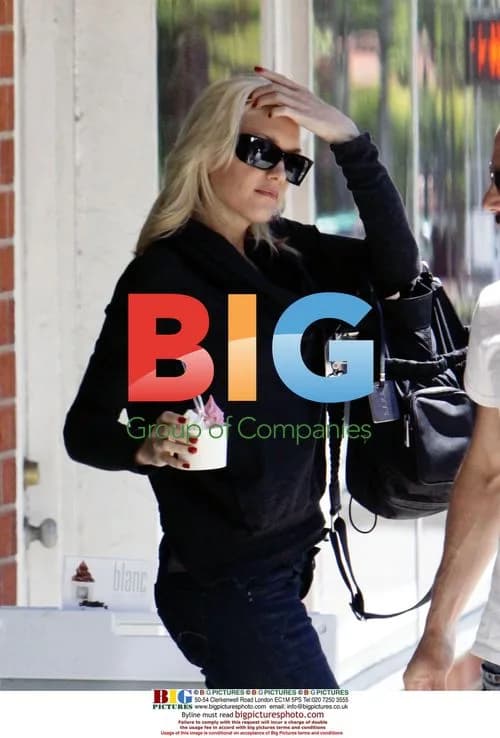 Gwen Stefani and son Kingston get ice cream