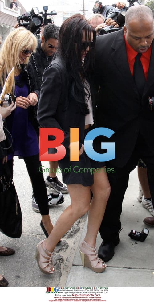 Lindsay Lohan Arrives to Court