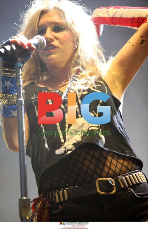 Kesha Performing at Bamboozle Festival