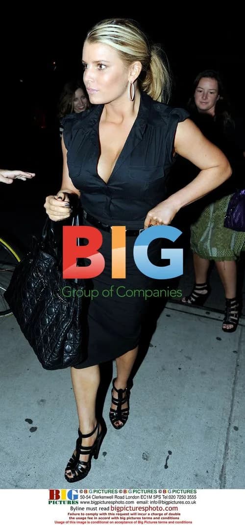 Jessica Simpson going to dinner in NYC