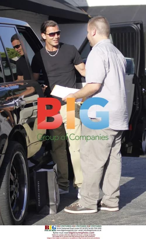 Gavin Rossdale Shopping in West Hollywood