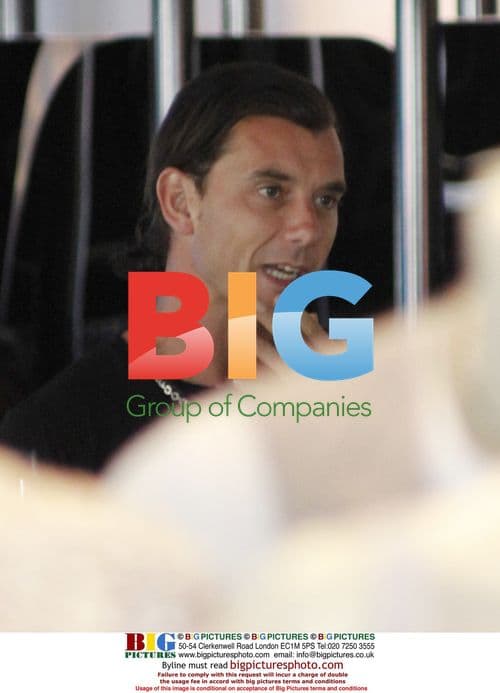 Gavin Rossdale Shopping at Armani Exchange