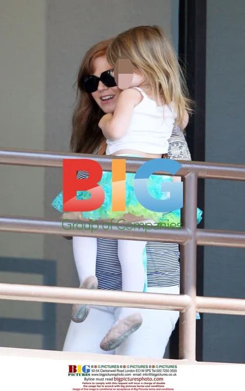 Isla Fisher and daughter Olive
