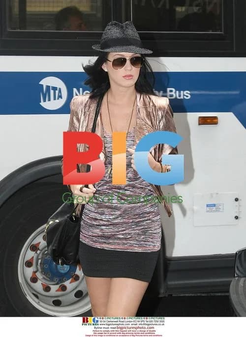 Katy Perry Shopping in New York