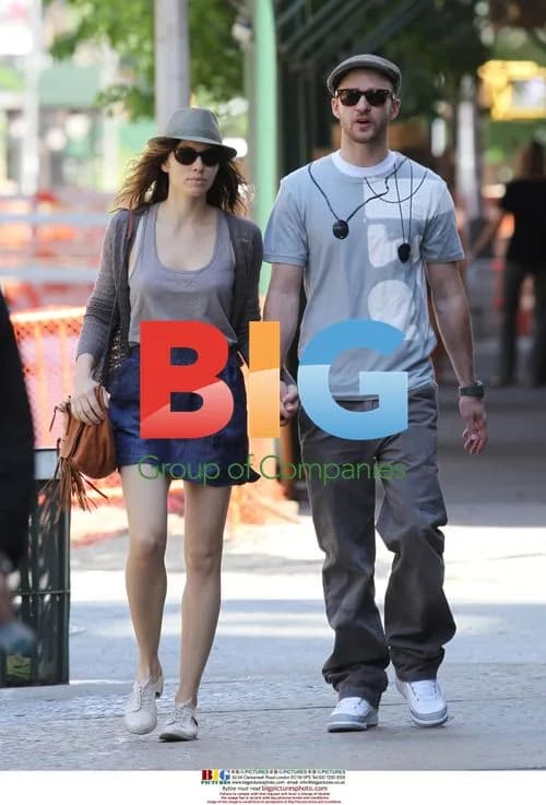 Justin Timberlake and Jessica Biel Stroll in NYC