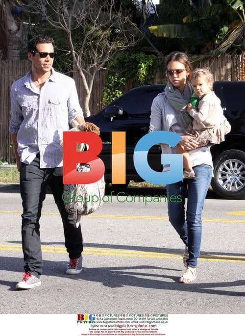 Jessica Alba and Family in Venice Beach