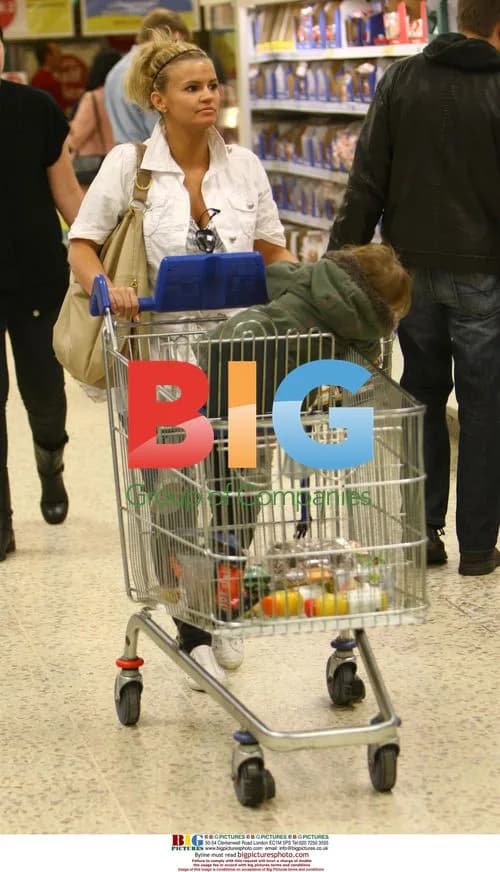 Kerry Katona Shopping at Tesco