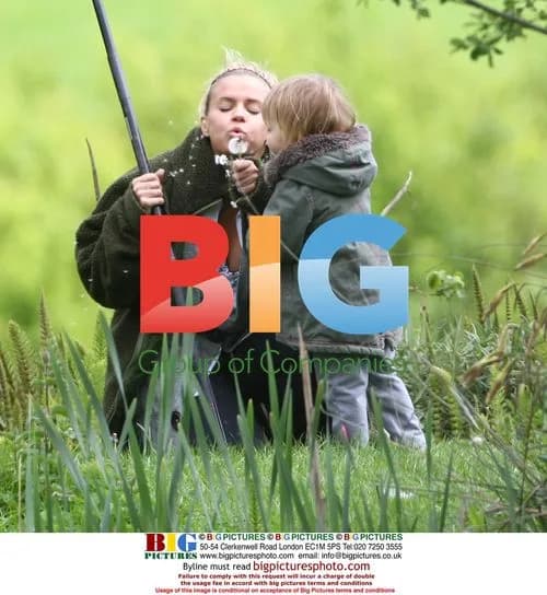 Kerry Katona Fishing with Daughter