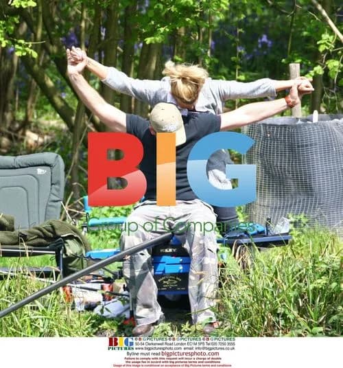 Kerry Katona Fishing With Daughter