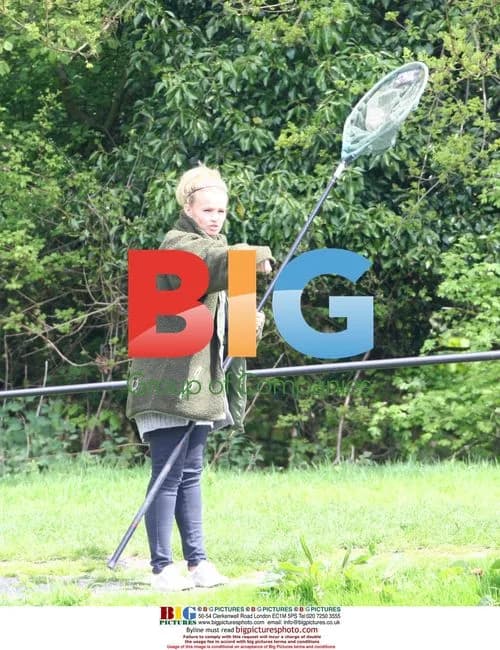 Kerry Katona Fishing with Daughter