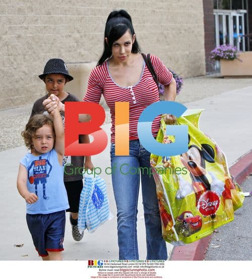 Nadya Suleman 'Octomom' at Disney store with kids