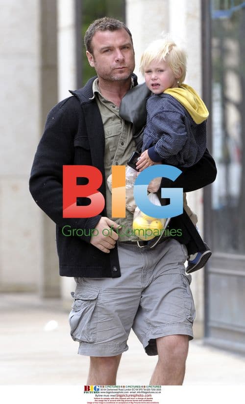 Naomi Watts and Liev Schreiber with Kids in NYC