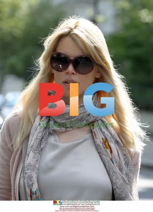Celebrites on school run in London