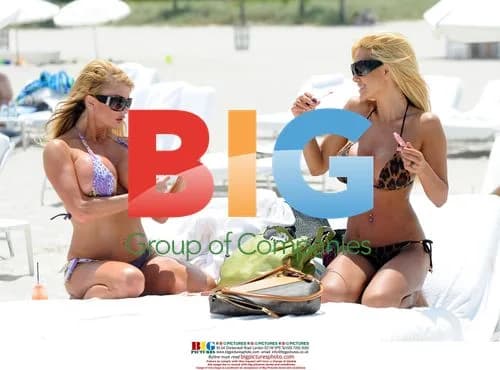 Shauna Sand and Taylor Wane on Miami Beach