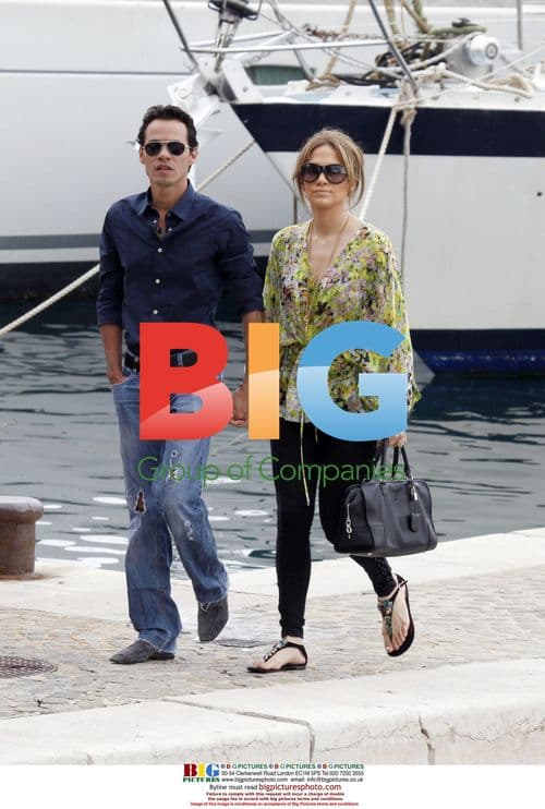 Jennifer Lopez and Marc Anthony on Cavalli yacht