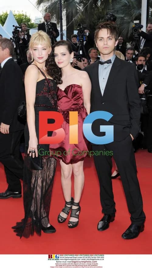 Celebrities Arrive for Cannes Premieres