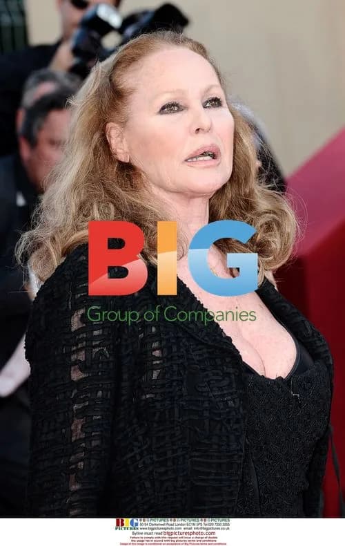 Ursula Andress at "Biutiful" Premiere