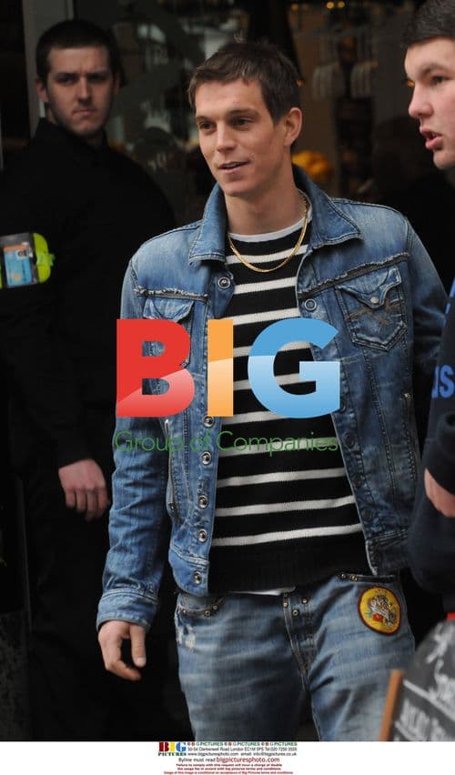 Daniel Agger Signing Autographs Before Wedding