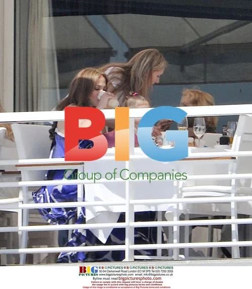 Jennifer Lopez with Marc Anthony and Emme