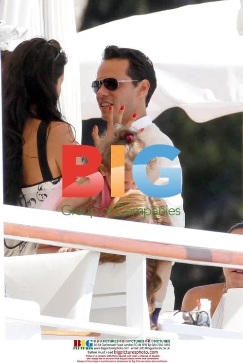 Jennifer Lopez Lunches with Family in France
