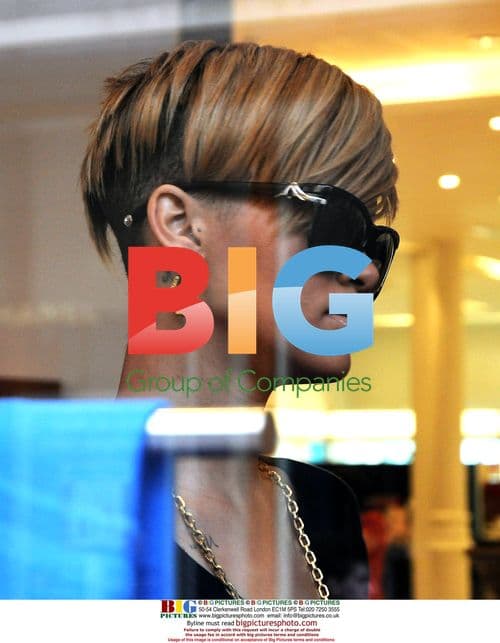 Rihanna shopping in Dublin