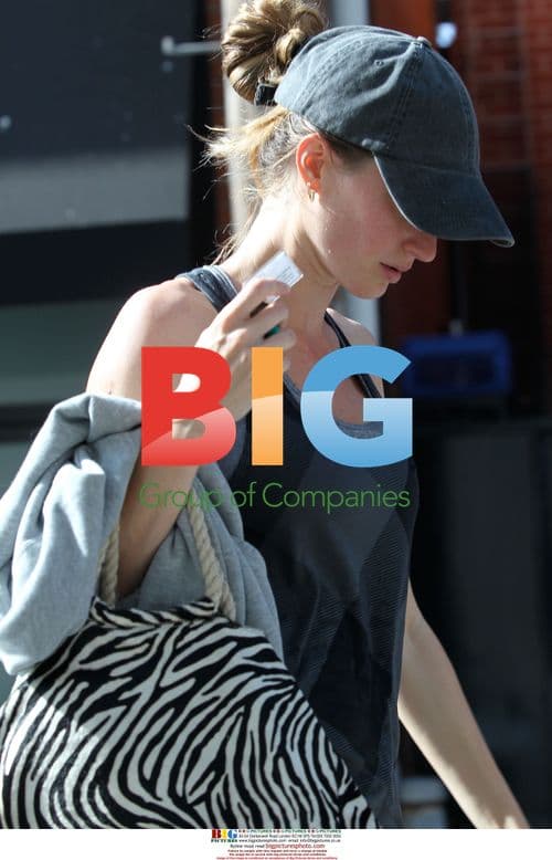 Gisele Bundchen Leaving Gym in Studio City