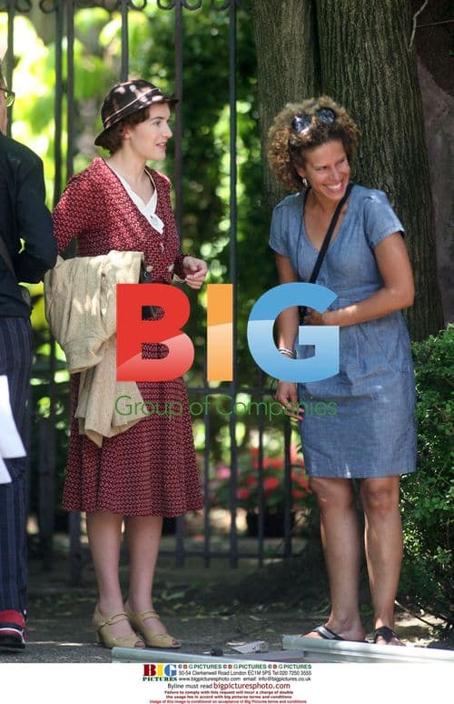 Kate Winslet filming "Mildred Pierce" in Queens, NY