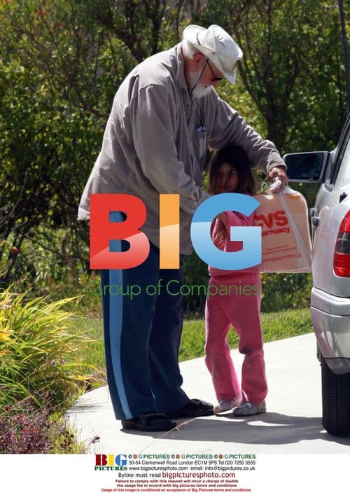 Survivor Producer's Kids with Grandpa