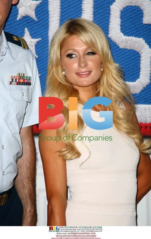 Paris Hilton at USO Benefit 2010