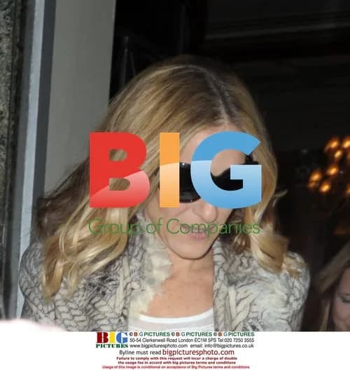 Sarah Jessica Parker Leaving London Hotel