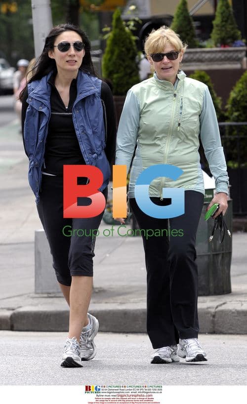 Anh Duong walks with friend in New York