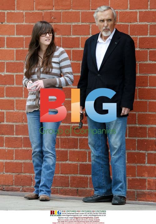 Dennis Hopper waits for car with daughter