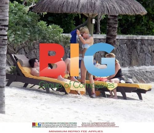 Heather Mills on Beach With Boyfriend