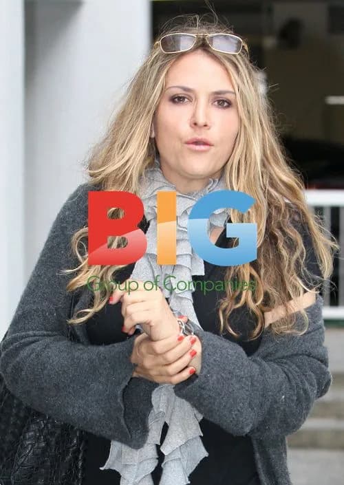 Brooke Mueller Out Visiting Friends
