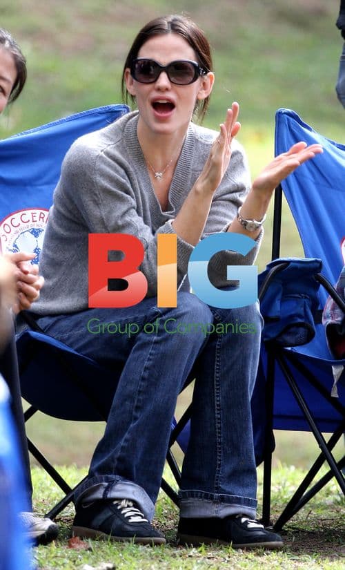 Jennifer Garner at Soccer Game