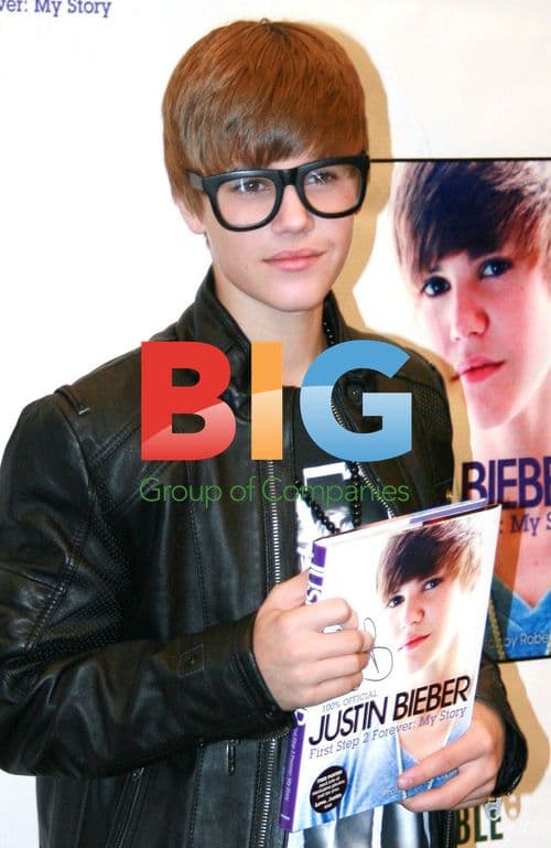 Justin Bieber at Halloween Bookstore Appearance