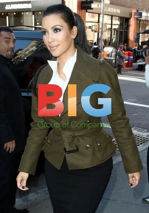 Kim Kardashian Shopping in NYC