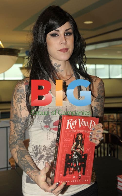 Kat Von D signs 'The Tattoo Chronicles' in Miami