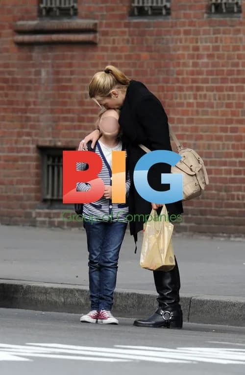 Kate Winslet and daughter Mia in NYC