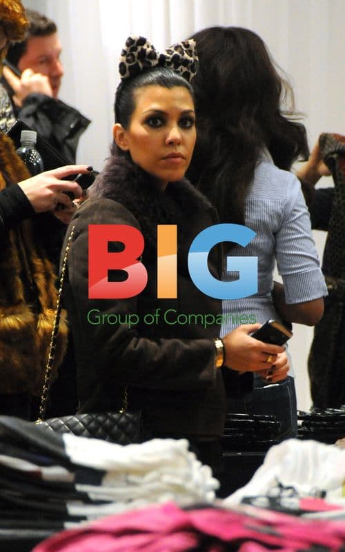 Khloe and Kourtney Kardashian go shopping in NYC