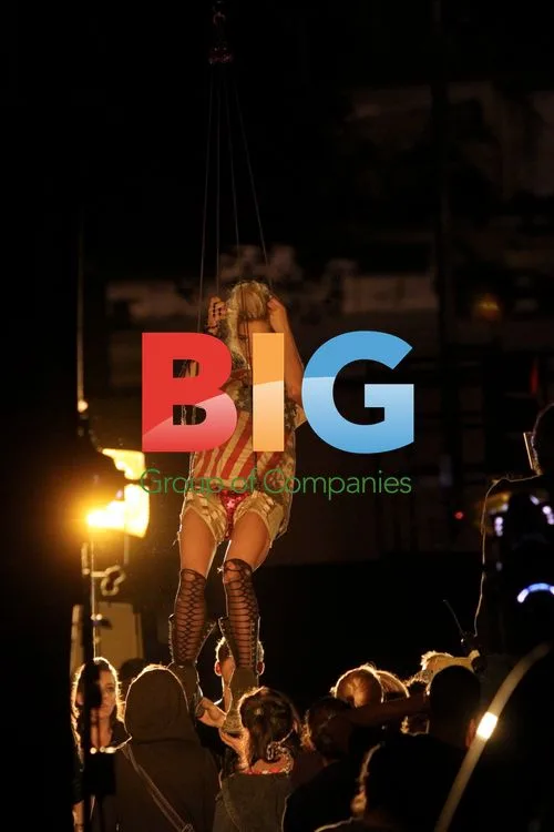 Ke$ha Filming Music Video