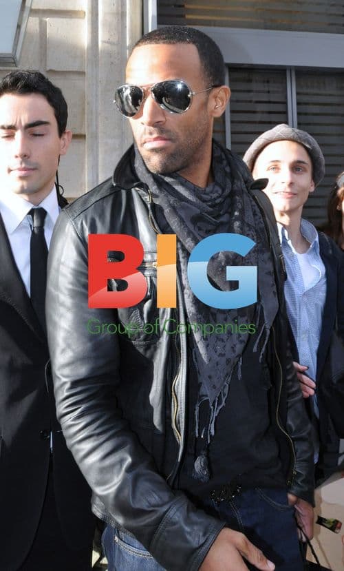 Craig David Greets Fans in Paris