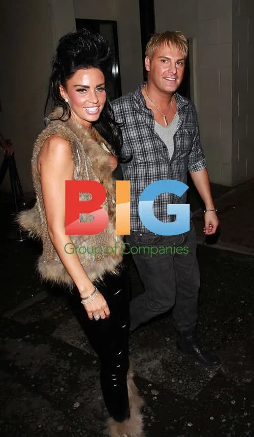 Katie Price Nightout in Hale