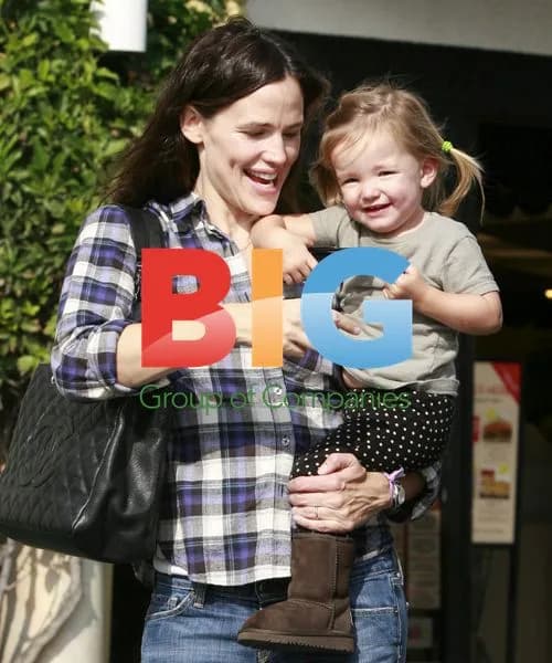 Jennifer Garner and Daughter at Horse Stables