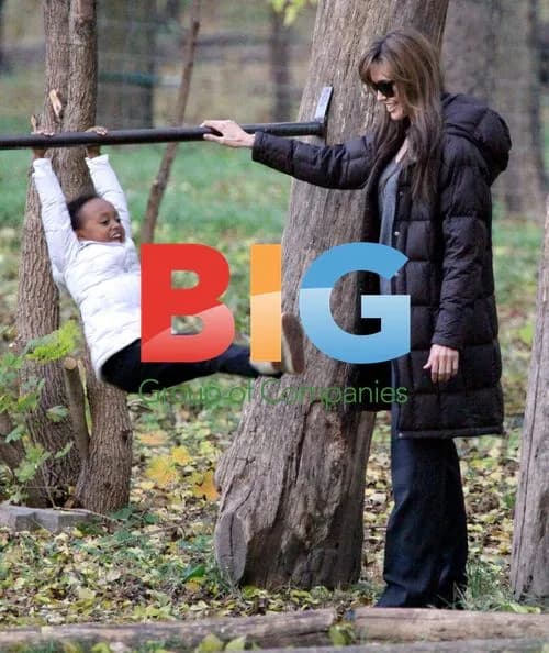 Brad Pitt and Angelina Jolie with kids in Budapest